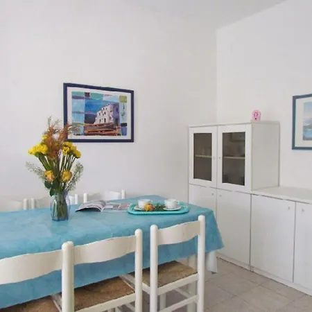 Cozy Up To 7 Guests - Air Conditioning - Private Parking - Beach Place Апартаменты *