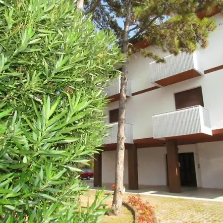 Cozy Up To 7 Guests - Air Conditioning - Private Parking - Beach Place *